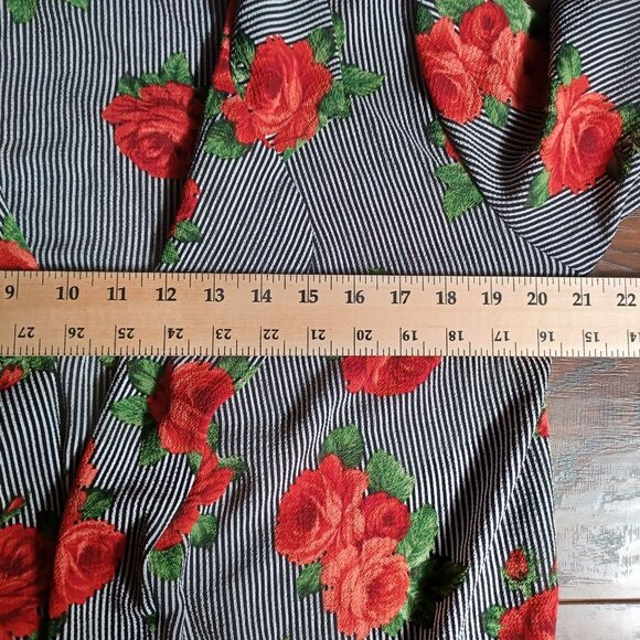 Poof! Open Front Top Womens Large Roses Striped Made in USA Feminine - Picture 9 of 9